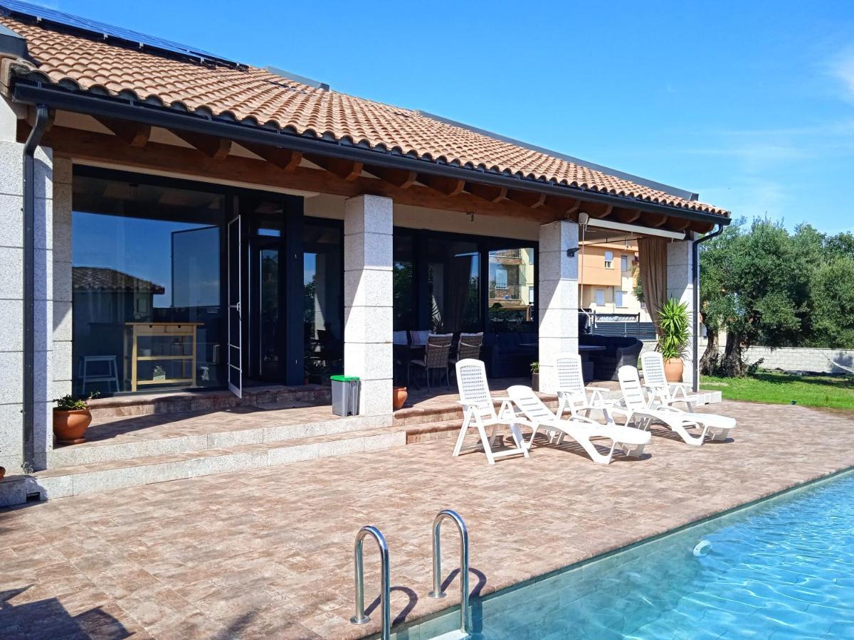 Villa Nadine Candeleda Exterior photo